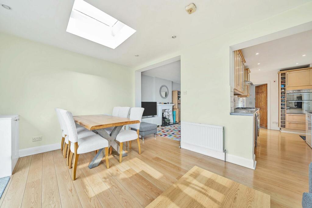 Additional image 9 of Waddington Avenue, Coulsdon, CR5