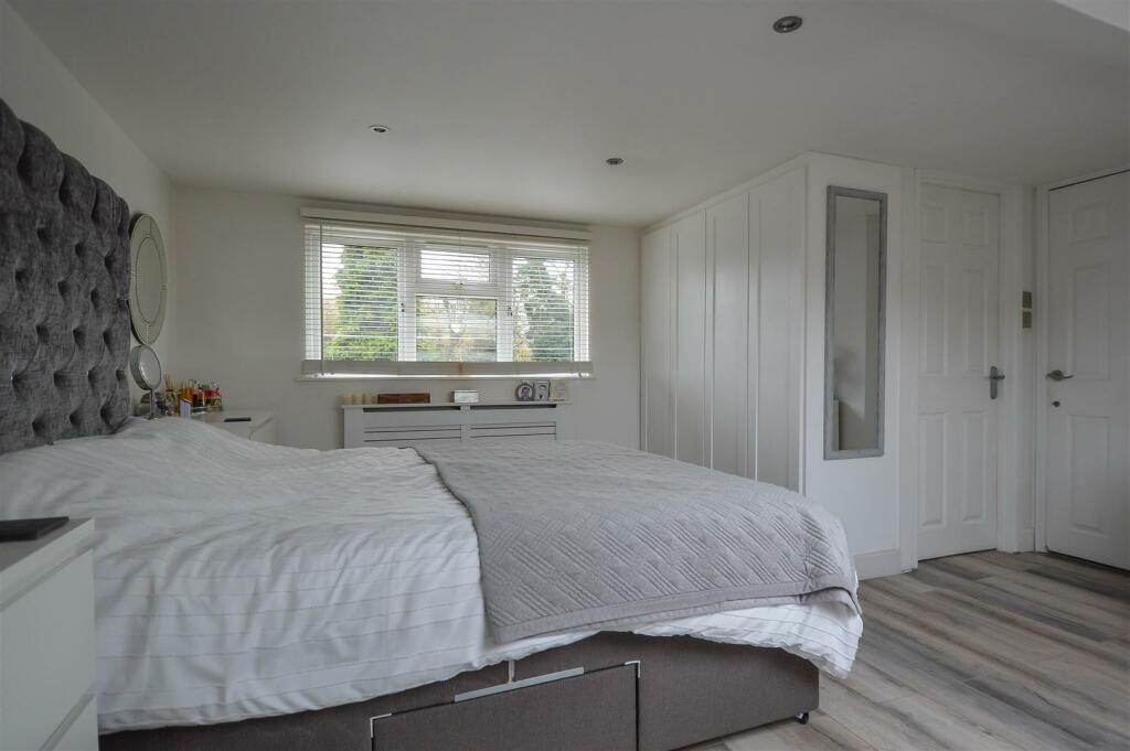 Additional image 12 of Downsland Drive, Brentwood