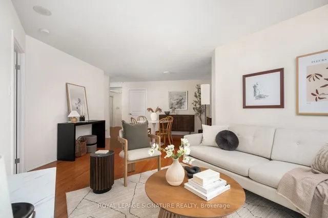 Additional image 19 of 10 Yonge St Unit 413