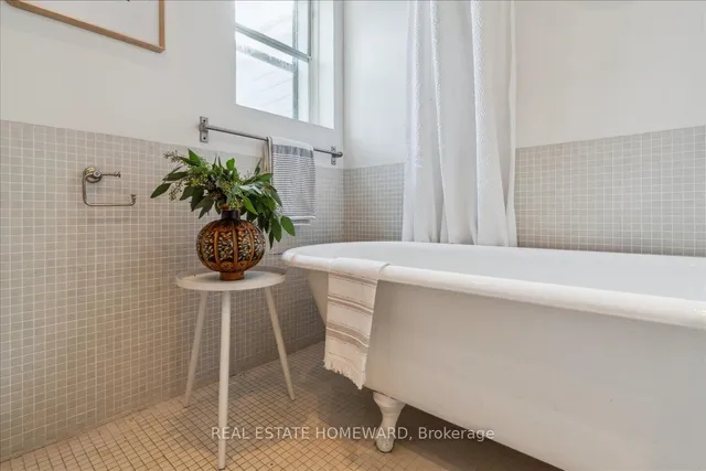 Additional image 29 of 103 Sparkhall Ave