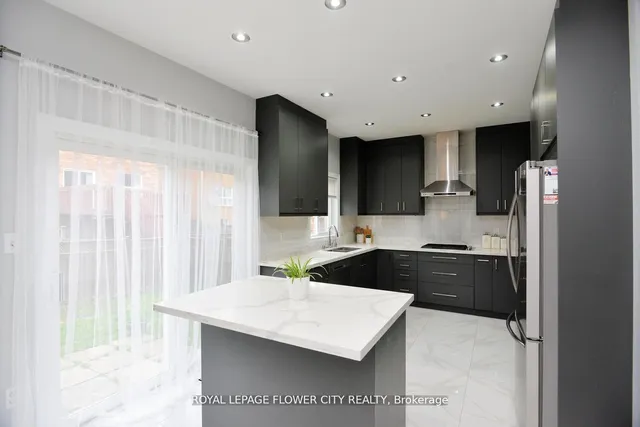 Additional image 13 of 19 Flatbush Lane