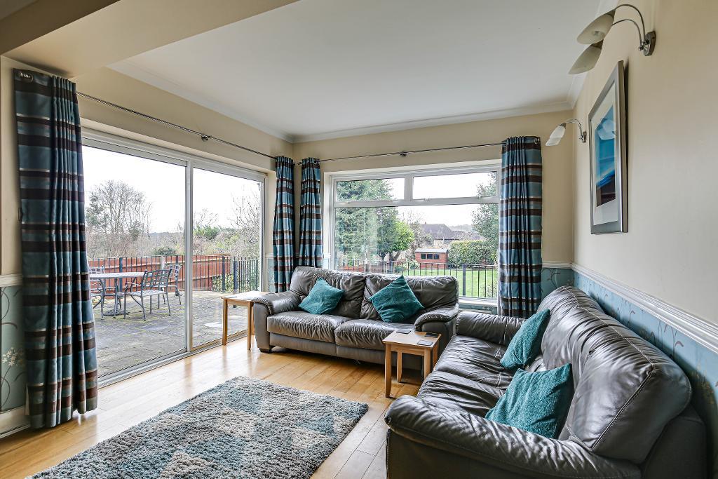 Additional image 3 of Norfolk Avenue, Sanderstead, CR2 8BS