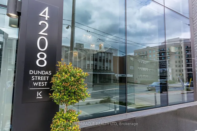 Additional image 5 of 4208 Dundas St Unit 815