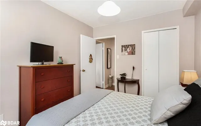 Additional image 16 of 551 The West Mall Unit 709