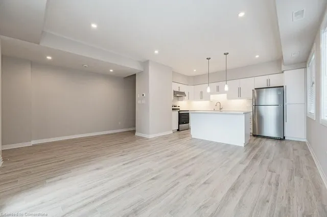 Additional image 9 of 36 Progress Cres