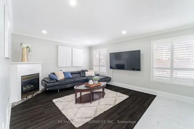 Additional image 17 of 57 Legend Lane