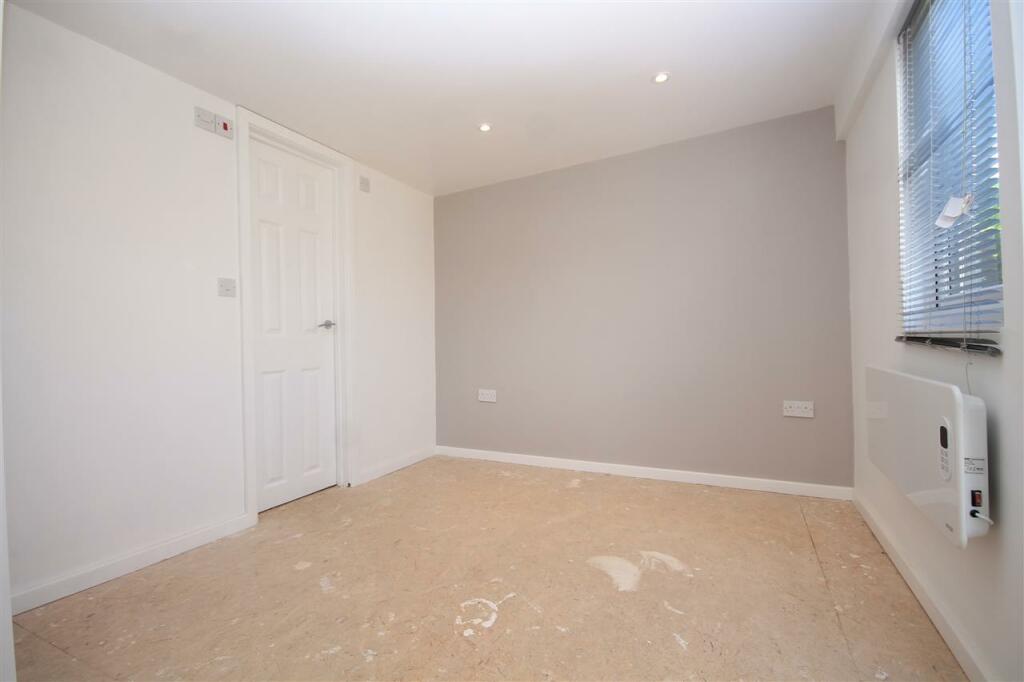 Additional image 14 of Bournemouth Road, Holland on Sea