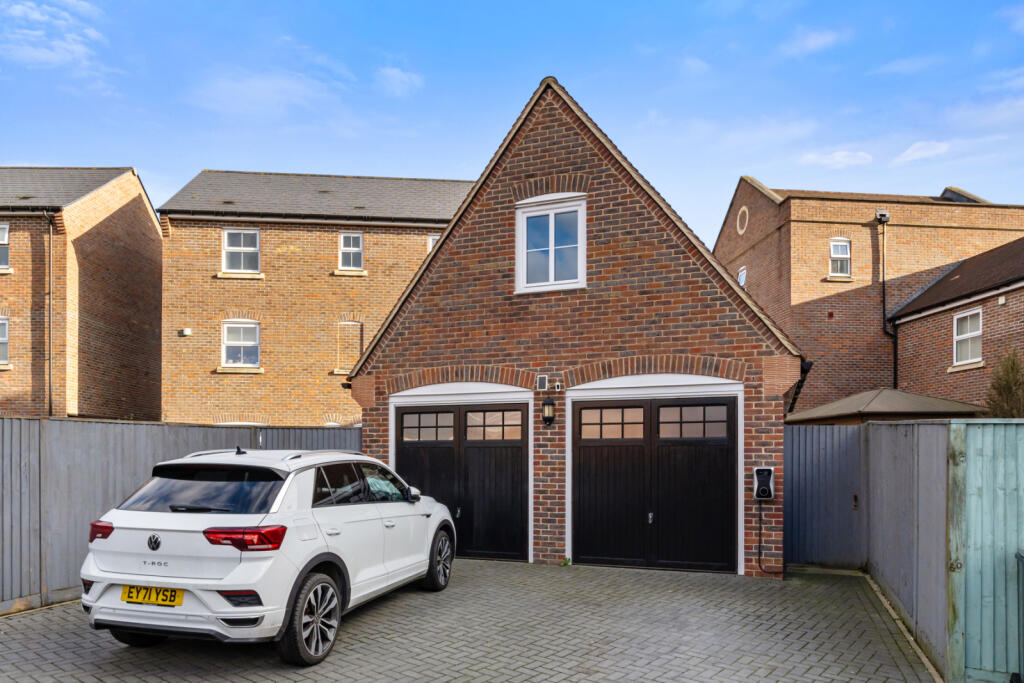Additional image 31 of Newell Road, Stansted, Essex, CM24