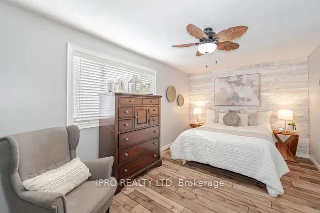 Additional image 10 of 14 Royal Palm Dr