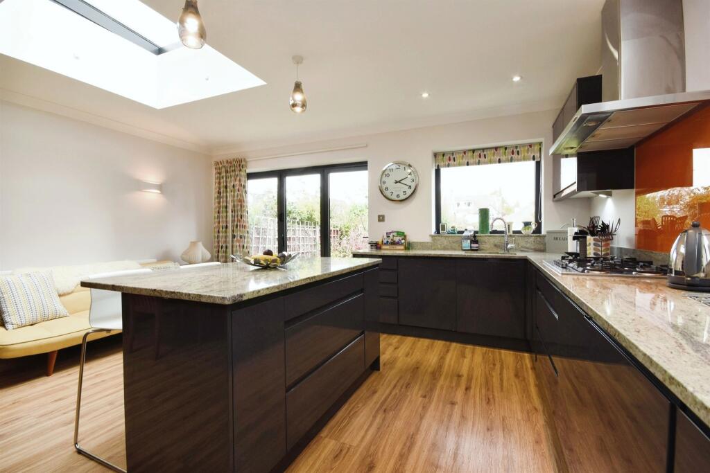 Additional image 4 of Finchley Avenue, Chelmsford