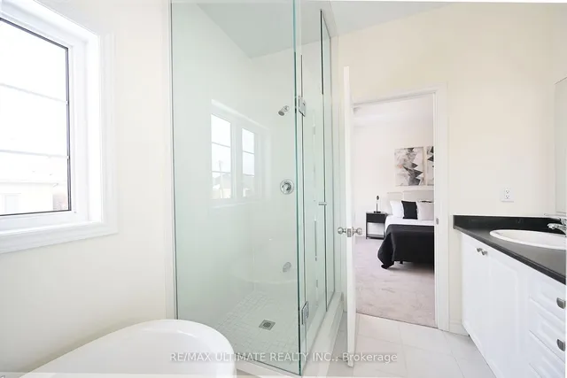 Additional image 24 of 18 Thresher St