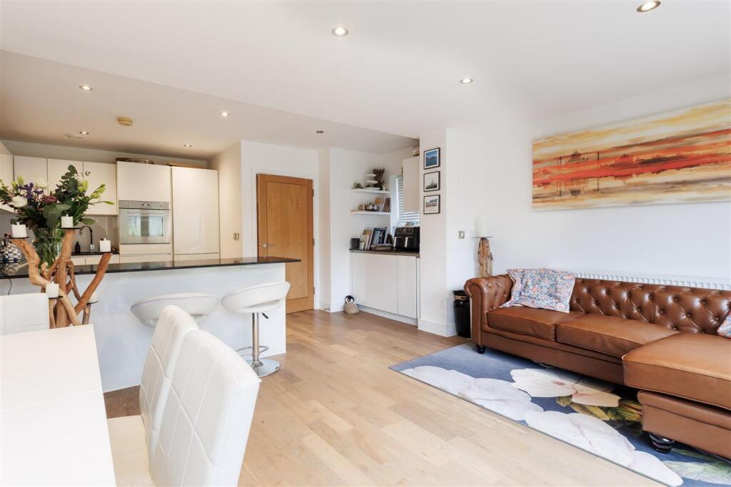 Additional image 4 of Mowbray Close, Epping