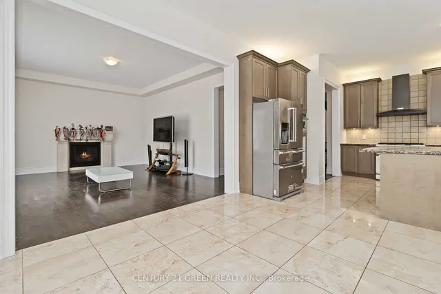 Additional image 13 of 13 Foothills Cres