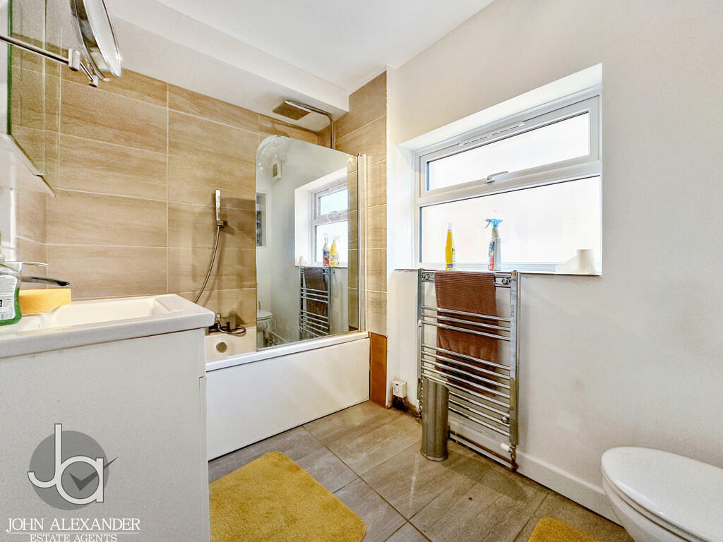 Additional image 10 of Cowdray Avenue, Colchester