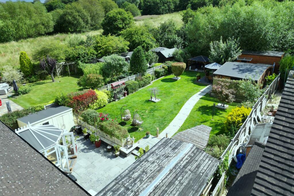 Additional image 37 of Honeypot Lane, Brentwood