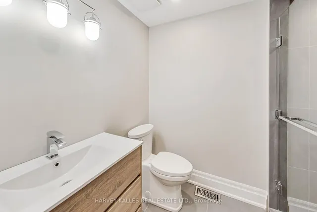 Additional image 18 of 258 Spadina Rd