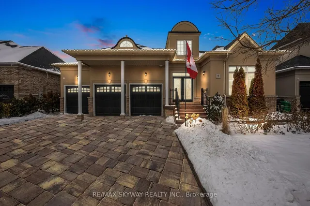 Additional image 2 of 9 Louvre Circ