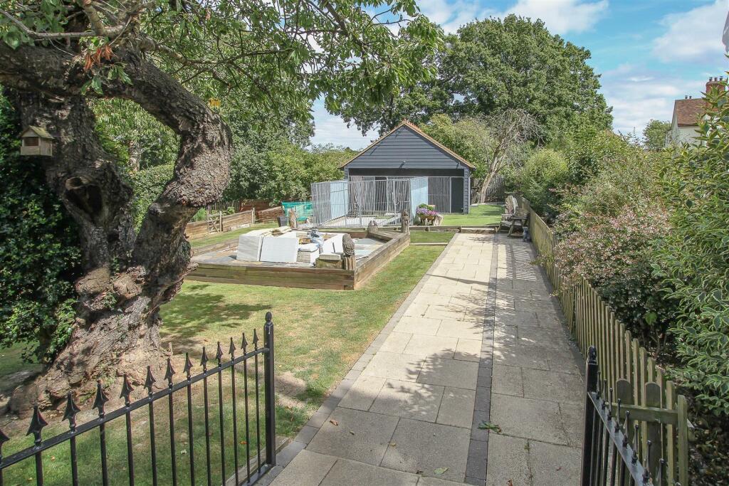 Additional image 47 of ** SIGNATURE HOMES ** Church Road, Kelvedon Hatch, Brentwood