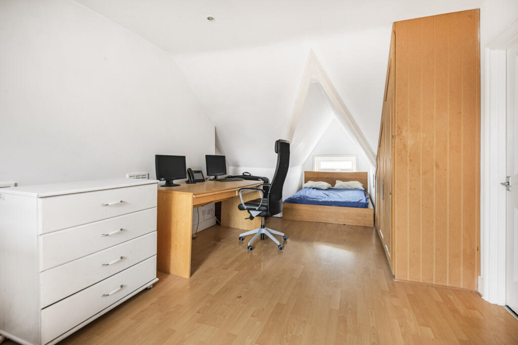 Additional image 8 of Bensham Manor Road, London, Surrey, CR7