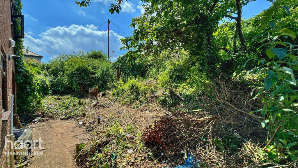 Additional image 7 of Stour View Avenue, Mistley, Manningtree, Essex