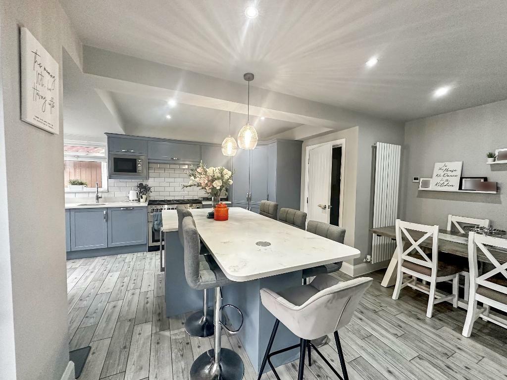 Additional image 4 of Farm Fields, Sanderstead, CR2 0HQ