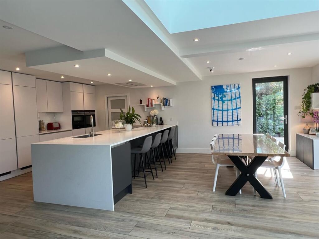 Additional image 5 of Mallard Way, Hutton Mount, Brentwood