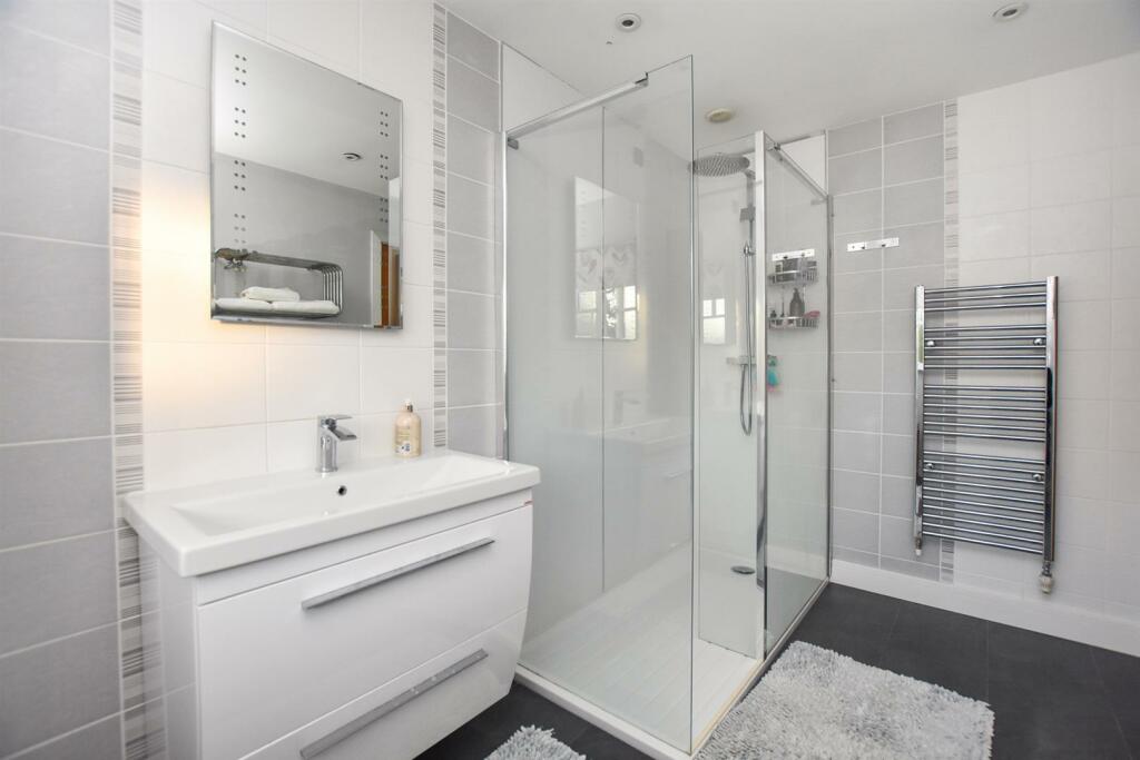 Additional image 20 of The Avenue, North Fambridge