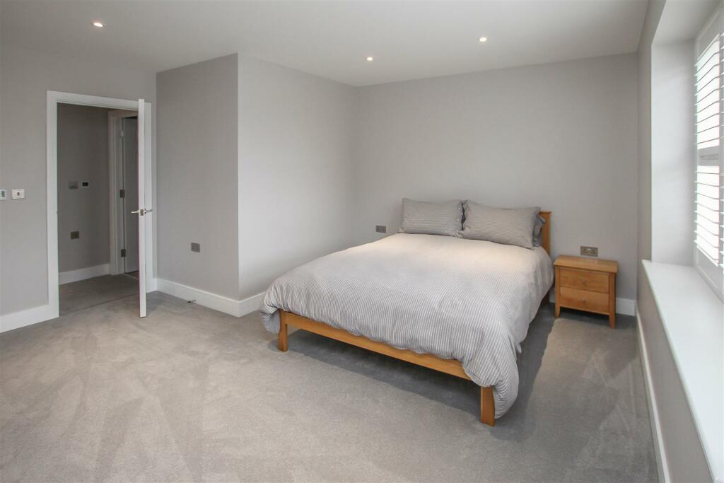 Additional image 16 of Little Ridings Lane, Ingatestone