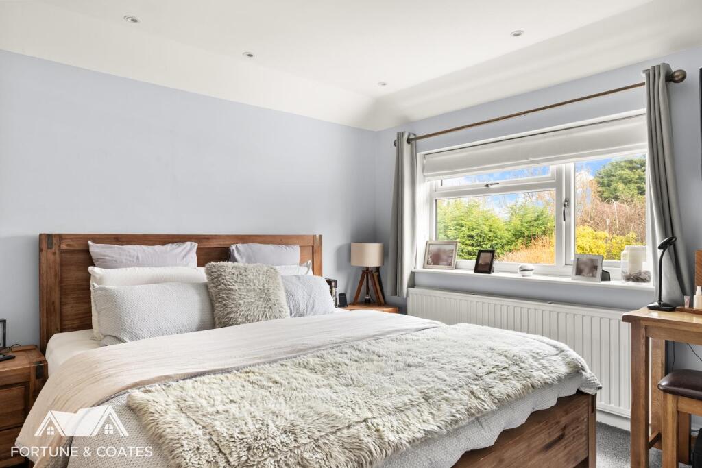 Additional image 15 of Parkfields, Roydon, Harlow