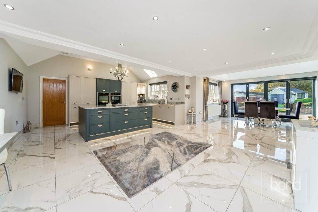 Additional image 5 of Southend Road, Howe Green, Chelmsford, CM2