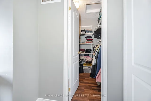 Additional image 25 of 32 Bay Breeze Dr