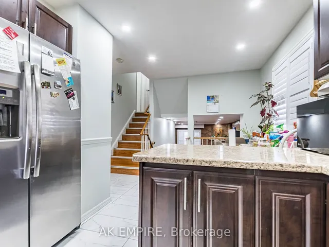 Additional image 13 of 13 Foxacre Row