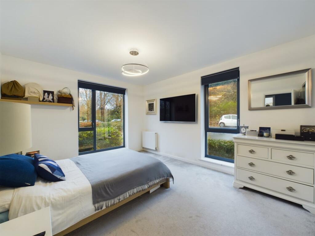 Additional image 11 of Iron Railway Close, Coulsdon