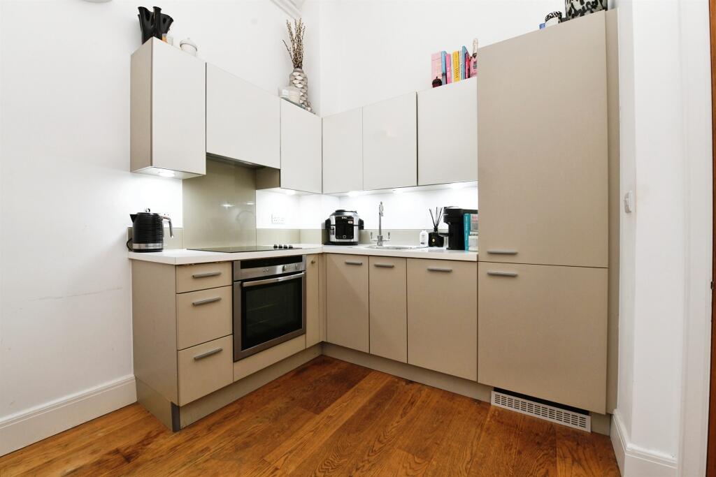 Additional image 6 of The Galleries, Warley, Brentwood