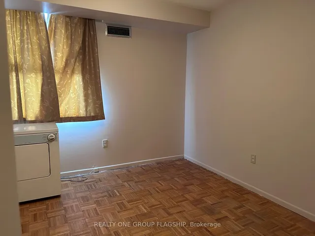 Additional image 15 of 10 Tobermory Dr Unit 904