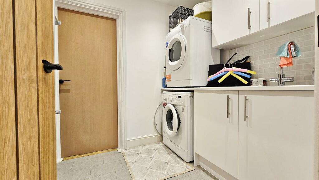 Additional image 17 of Harold Road, Frinton-On-Sea