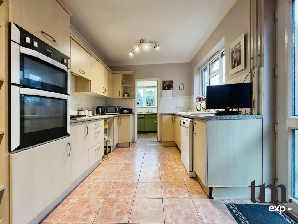 Additional image 9 of High Garrett, Braintree, CM7 5NP