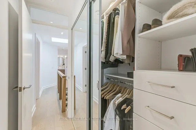 Additional image 23 of 96 Pinewood Ave