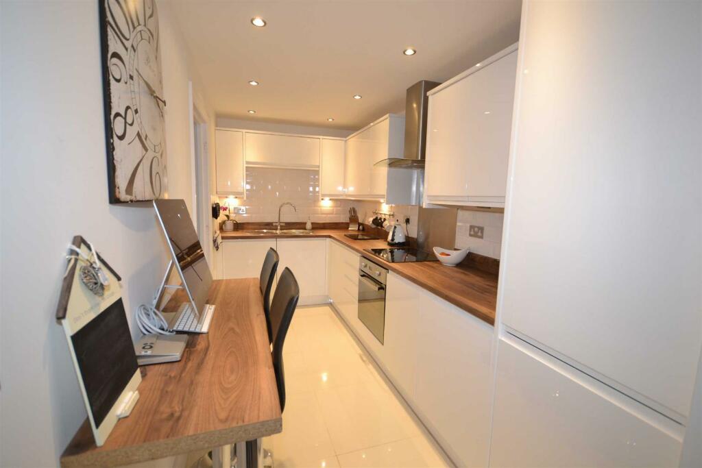 Additional image 4 of Coronation Road, Burnham-on-Crouch