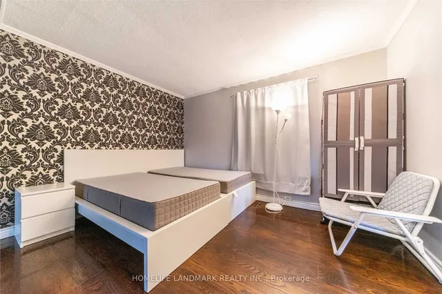 Additional image 20 of 125 Steeles Ave