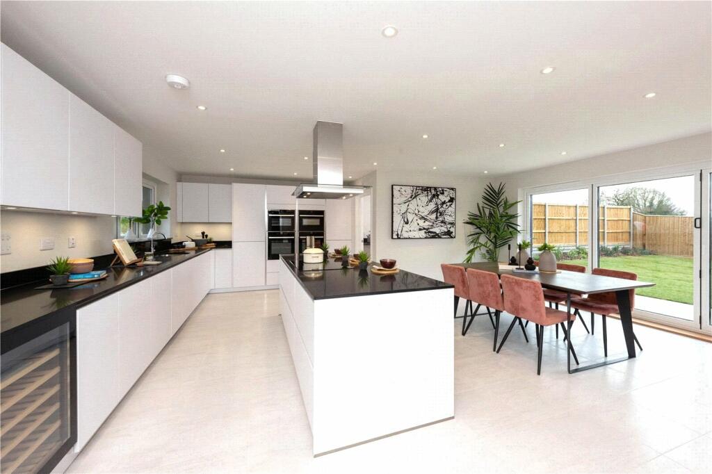 Additional image 6 of Manor Walk, Thaxted, CM6