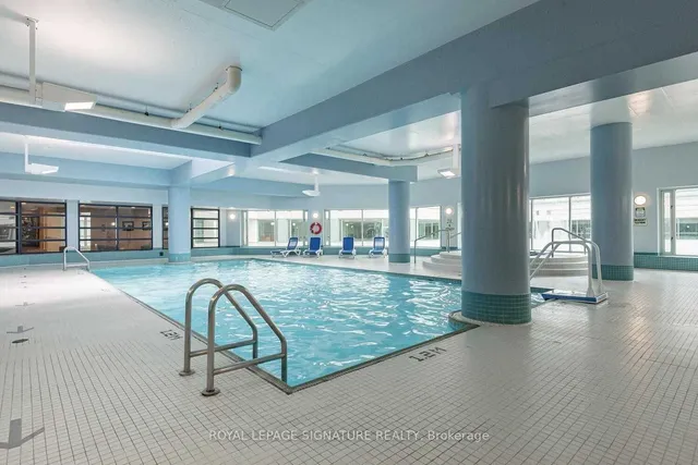 Additional image 39 of 10 Yonge St Unit 413