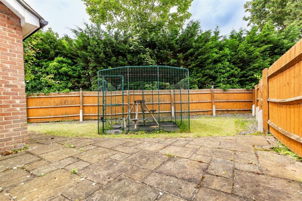 Additional image 7 of Walter Mead Close, Ongar