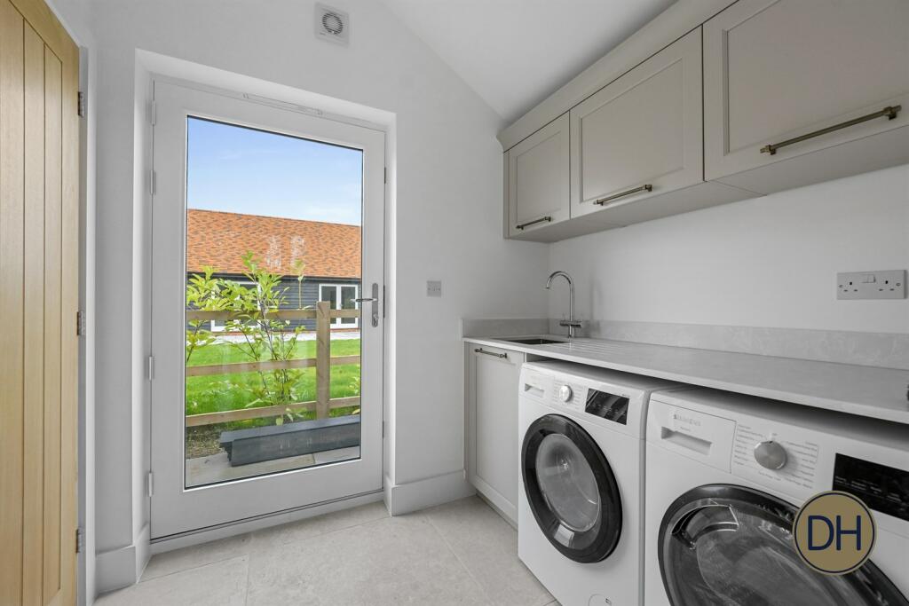 Additional image 13 of Quince Hall Farm, Chelmsford Road, Blackmore, Essex CM4
