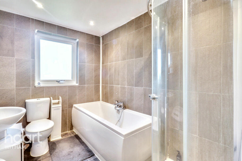 Additional image 19 of Weaversfield, Silver End