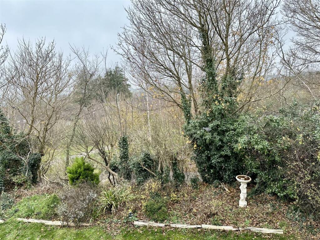 Additional image 6 of Bishops Close, Sudbury