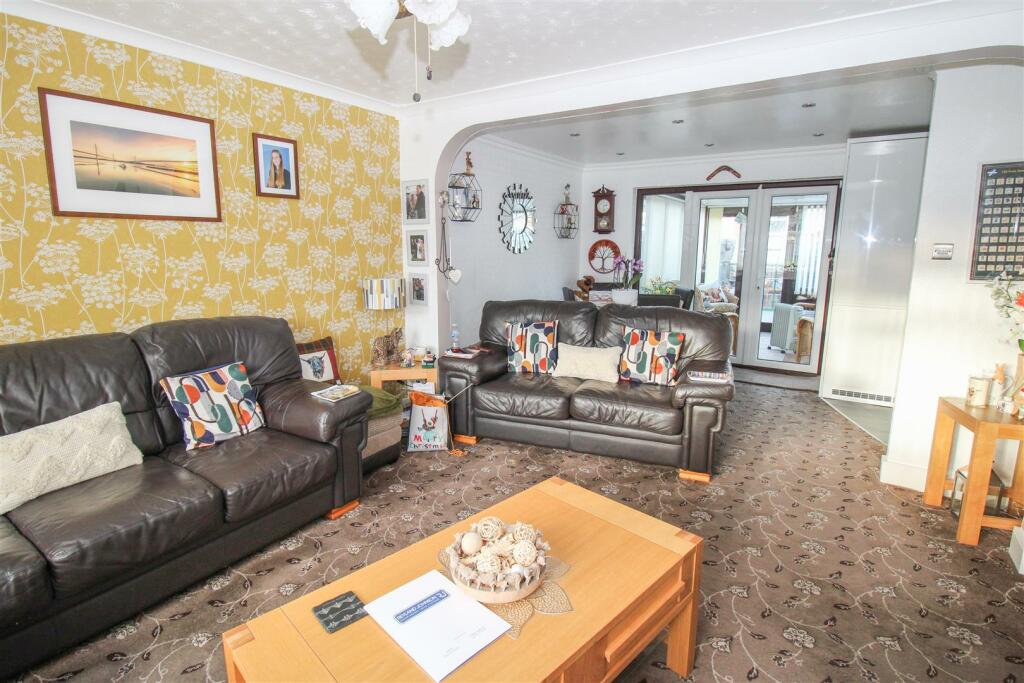 Additional image 3 of Little Cattins, Harlow