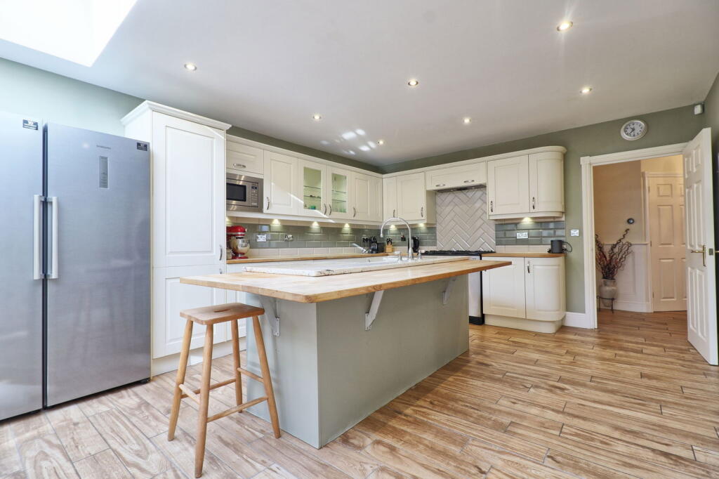Additional image 9 of Vicarage Court, Southminster, CM0 7GZ