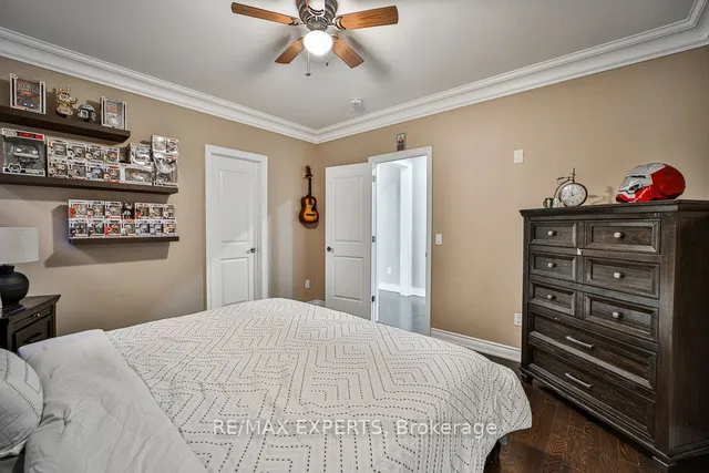 Additional image 16 of 28 Pendergast Crt