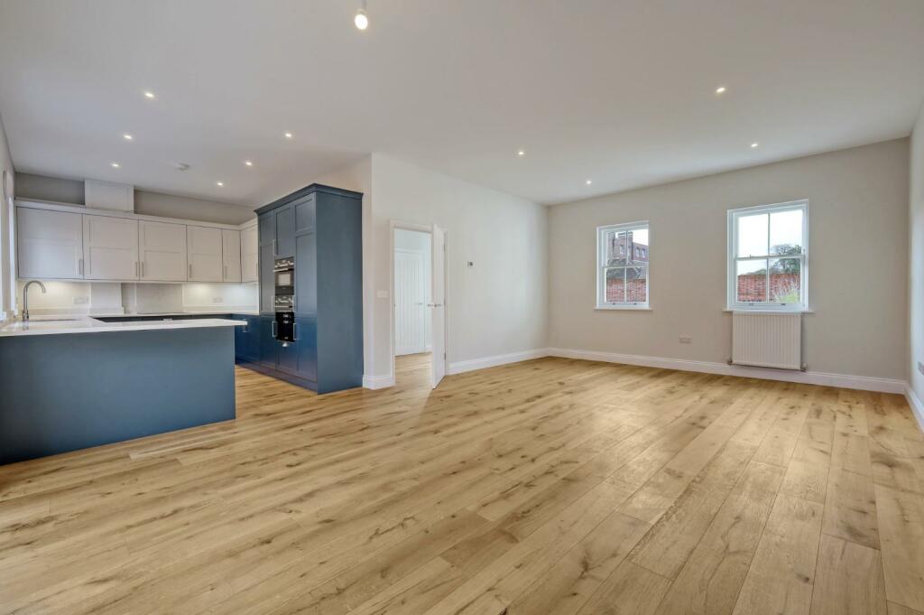 Additional image 7 of Brizes Park, Kelvedon Hatch